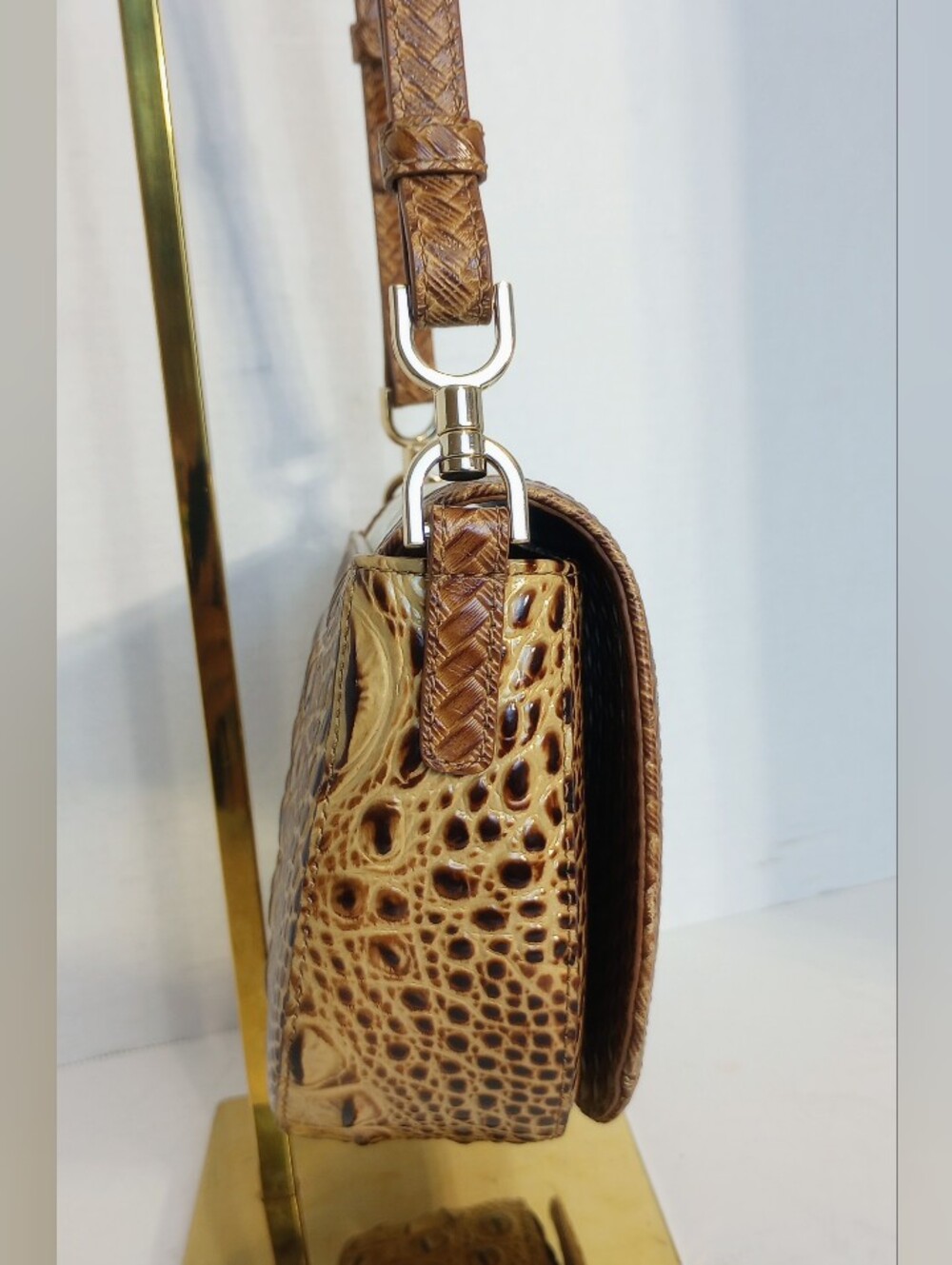 SOLD Brahmin Taber Collection Briar Crossbody In Coconut Milk - Picture 5 of 14